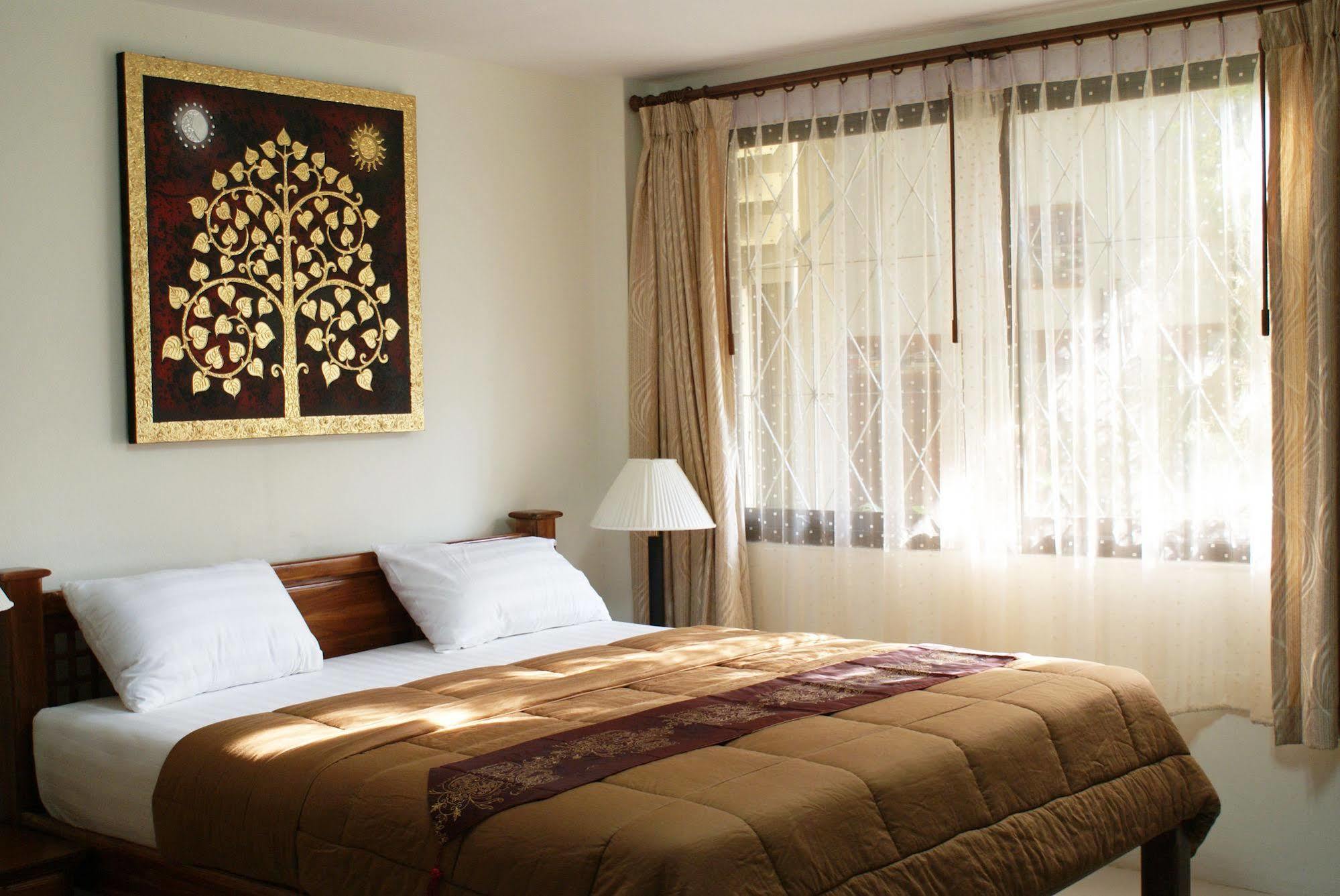 Tara Bed And Breakfast Kanchanaburi Exterior photo