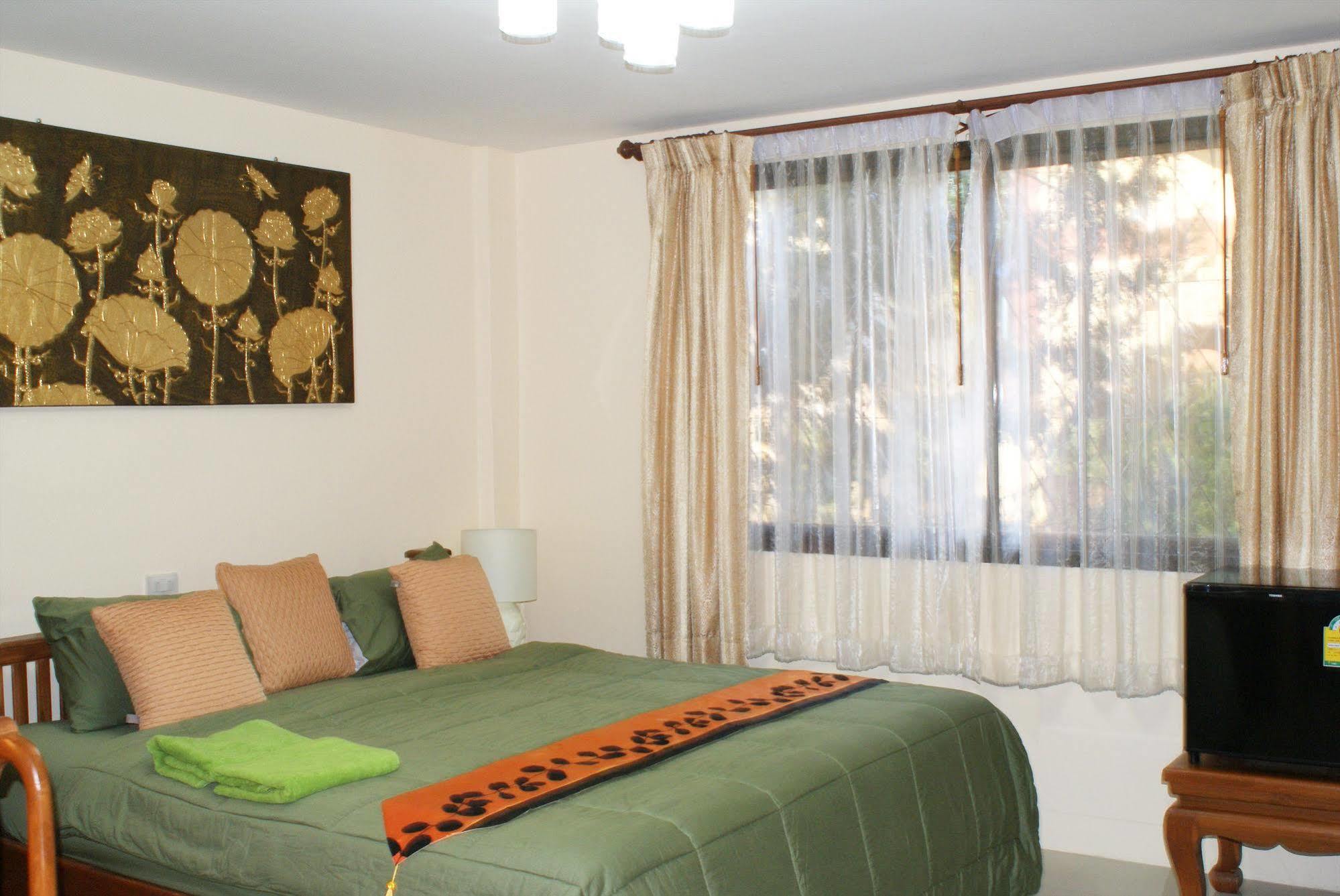 Tara Bed And Breakfast Kanchanaburi Exterior photo